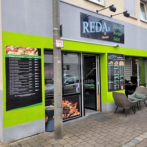 Außenansicht von REDA's Imbiss in der Luitpoldstraße 6 in Hirschaid